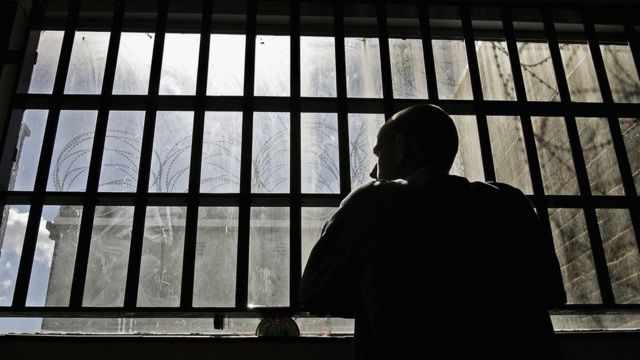 Как тюрьма изменяет личность человека - BBC News Україна