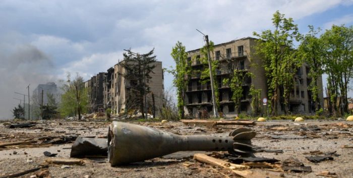 Сєвєродонецьк обстріл війна вторгнення окупанти бойовики журналісти Reuters