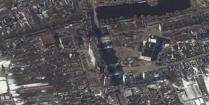 Супутникові фотографії Україна окупанти інфраструктура нафтобази локації вторгнення