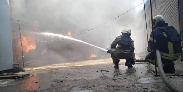Лисичанськ обстріли пожежа рятувальники вторгнення окупанти ЗС РФ