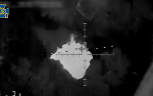СБУ показала роботу ударних дронів по ворогові