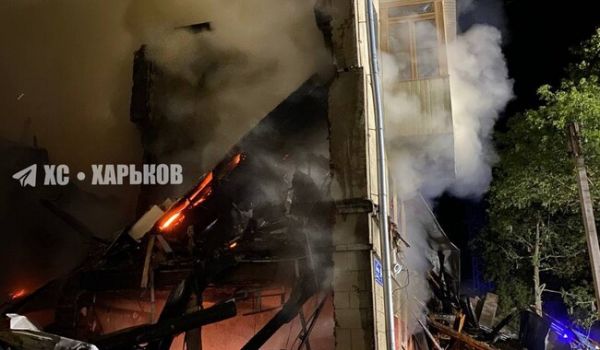 Росіяни завдали ракетного удару по гуртожитку в Харкові - семеро загиблих - Новини України