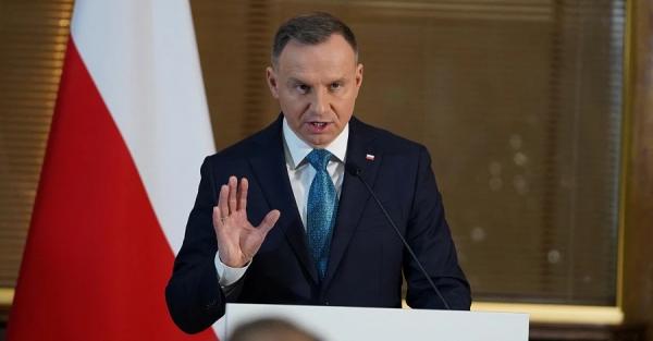 Президент Польщі: Уламки другої ракети, що впала в Пшеводові, не виявлено - Новини України