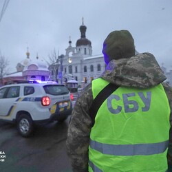 СБУ проводить обшуки у Києво-Печерській Лаврі - Новини України