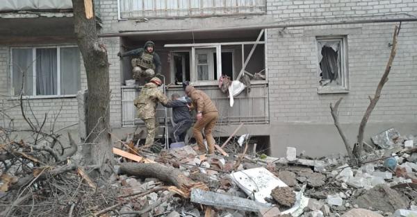 Російська армія завдала авіаудару по Часовому Яру, є поранені - Новини України
