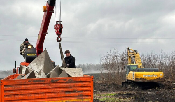 Білгородський губернатор показав "засічну межу", яку будують на кордоні з Україною - Новини України
