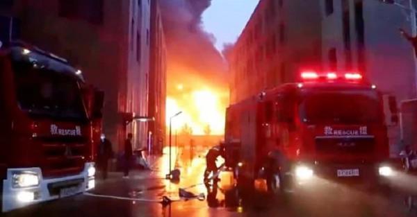 У Китаї на заводі сталася пожежа, жертвами якої стали 36 людей - Новини України