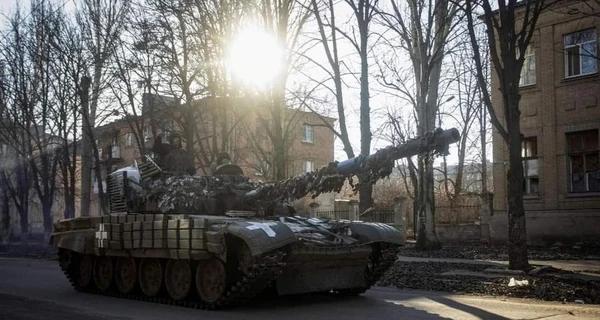 ЗСУ атакували ворожі пункти управління та склад боєприпасів росіян - Новини України