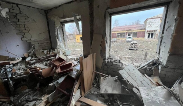 Російська армія вдарила С-300 по відділенню поліції у Лимані, є постраждалий - Новини України