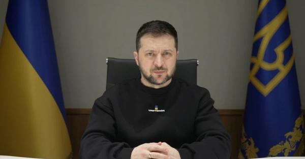 Зеленський: Пріоритет на фронті – тримати ситуацію і готуватися до ескалації - Новини України
