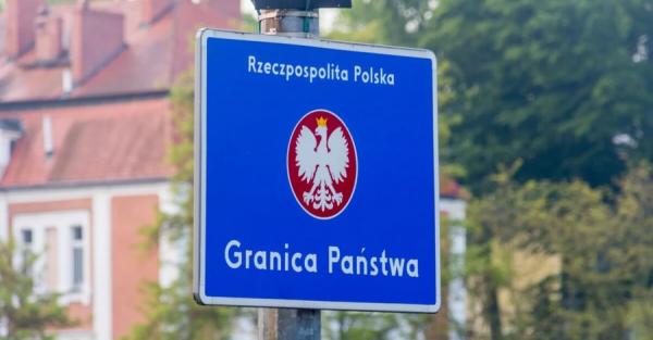 Польща вислала військового аташе Білорусі - Новини України