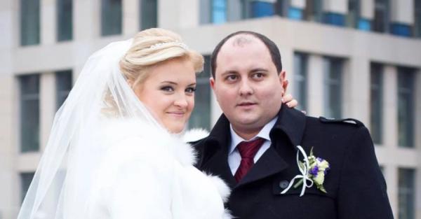 Дружина Юрія Ткача привітала його з 9-річчям шлюбу та показала архівні фото з весілля - Новини України