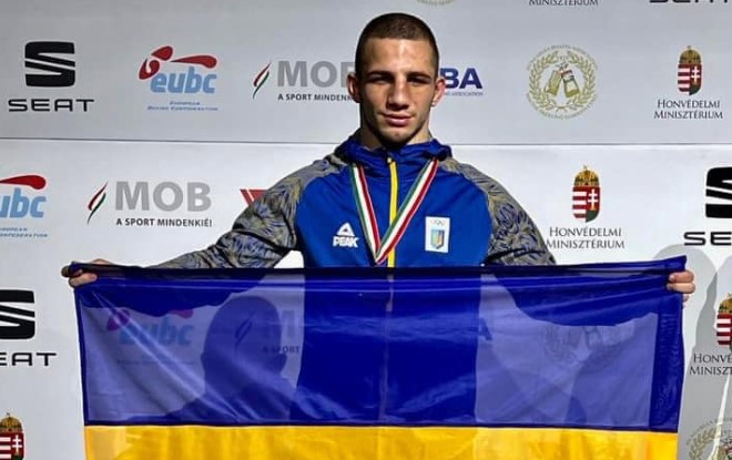 Франківський боксер здобув “срібло” на турнірі в Угорщині (ФОТО)