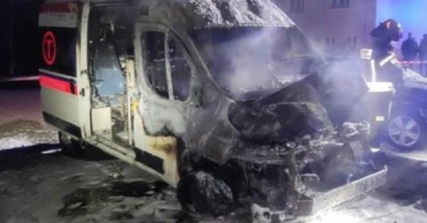 У Польщі підпалили автомобілі "швидкої", виділені для України - Новини України