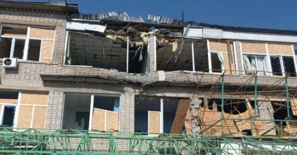 Російські війська атакували Нікополь та район: дві жертви, пошкоджено будівлі - Новини України