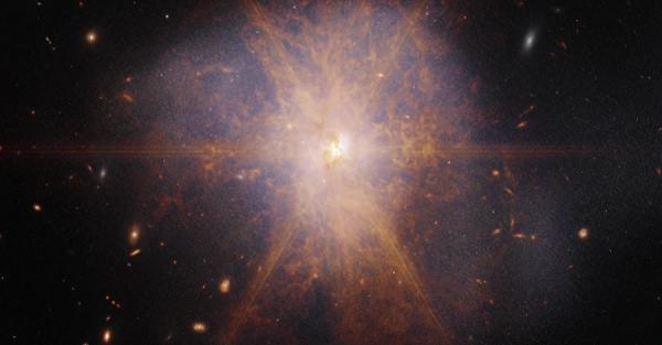 Телескоп Вебба відобразив захоплююче галактичне злиття Arp 220 - Новини України