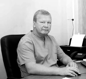 В Херсоні внаслідок російського обстрілу загинув відомий лікар-онколог - Новини України
