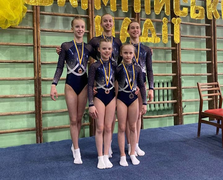 Прикарпатські гімнастки стали другими на чемпіонаті України