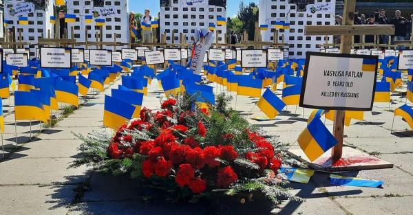 Посол Росії другий рік поспіль не зміг покласти квіти біля пам'ятника радянським солдатам у Варшаві - Новини України