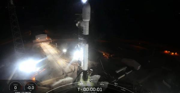 SpaceX вивела на орбіту арабський супутник BADR-8 - Новини України