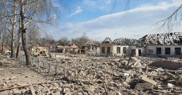Росіяни скинули керовані бомби на Сумщину: щонайменше 5 постраждалих - Новини України