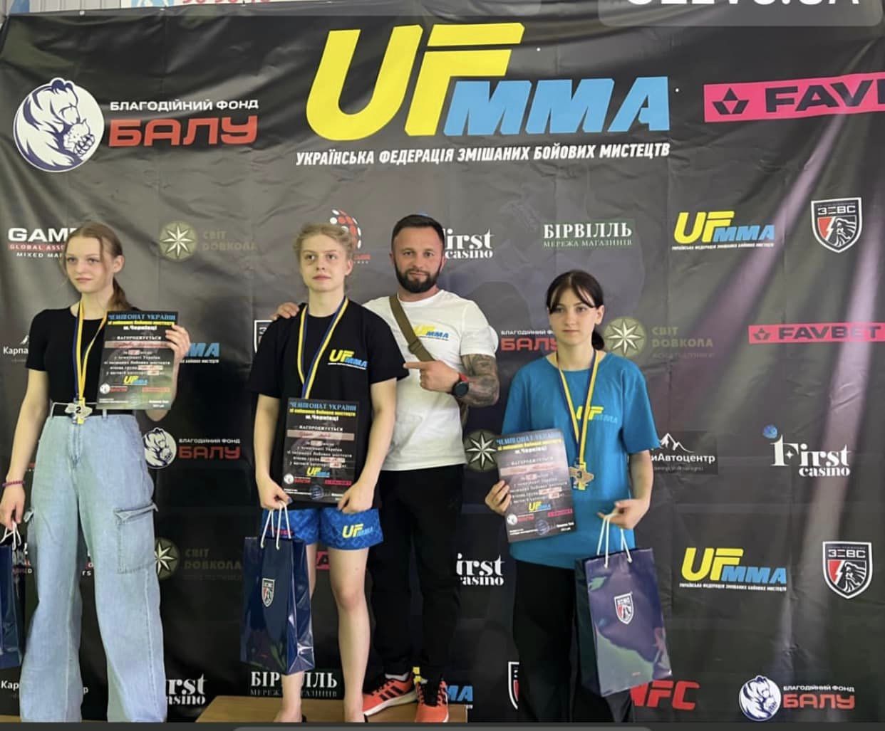 Юні франківці здобули п’ять медалей на чемпіонаті України зі змішаних бойових мистецтв (ФОТО)