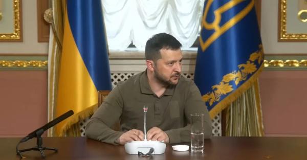 Президент заявив, що на оборону Бахмуту спрямували всю новітню техніку - Новини України