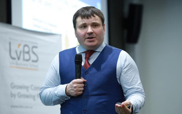 Зеленський звільнив гендиректора Укроборонпрому