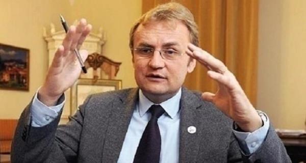 Садовий пояснив, чому громади витрачають мільйони на благоустрій міст, а не донатять їх ЗСУ - Новини України
