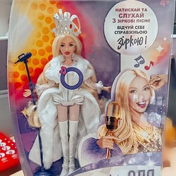 Оля Полякова випустила колекцію ляльок із костюмами з шоу "Королева ночі" - Новини України