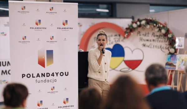 Лобода зустрілася з українськими біженцями у Польщі - Новини України