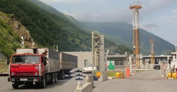 Грузія таки впустила колишніх ув'язнених із Херсонщини, яких насильно вивезли до РФ - Новини України
