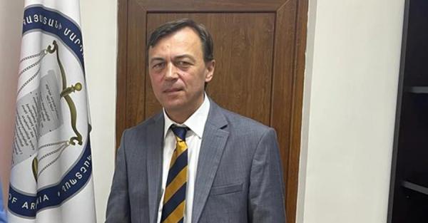 У Вірменії загинув в.о. посла України Олександр Сенченко - Новини України
