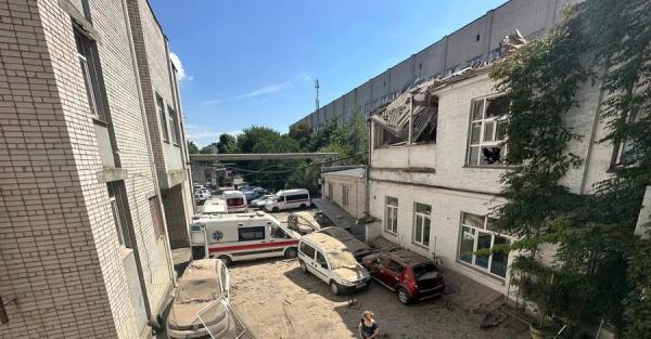 Зросла кількість постраждалих внаслідок російського удару по Херсону - Новини України
