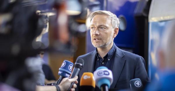 До Києва приїхав міністр фінансів Німеччини - Новини України