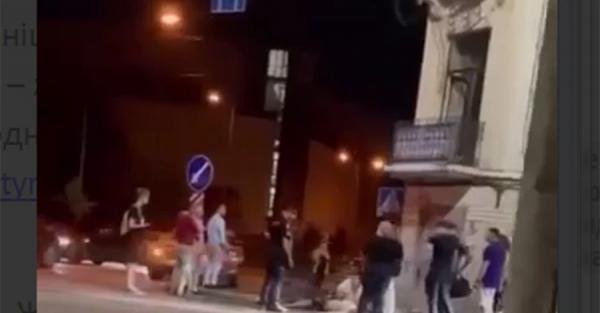 У Львові балкон рухнув разом з чоловіком - Новини України