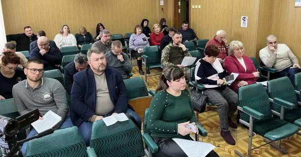 Три міськради Дніпропетровщини відмовилися від періменування міст у рамках дерусифікації - Новини України