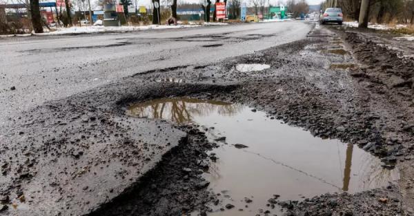 Війська РФ скинули КАБи на громаду Харківщини - щонайменше троє загиблих, двоє поранених    - Новини України