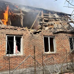 РФ вдарила по Нікополю 6 березня, загинула жінка  - Новини України