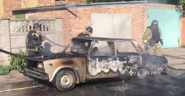 Внаслідок ворожих обстрілів у Нікопольському районі постраждали чотири людини - Новини України