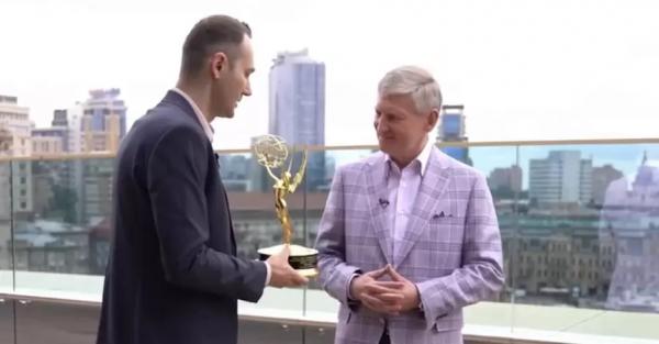 Ахметову вручили нагороду Sports Emmy Awards за серіал для тренування "Шахтаря" в умовах війни - Новини України