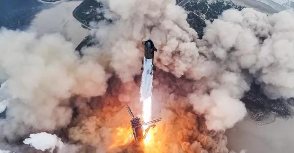 SpaceX знову запустила Starship – корабель вперше успішно повернувся на Землю - Новини України