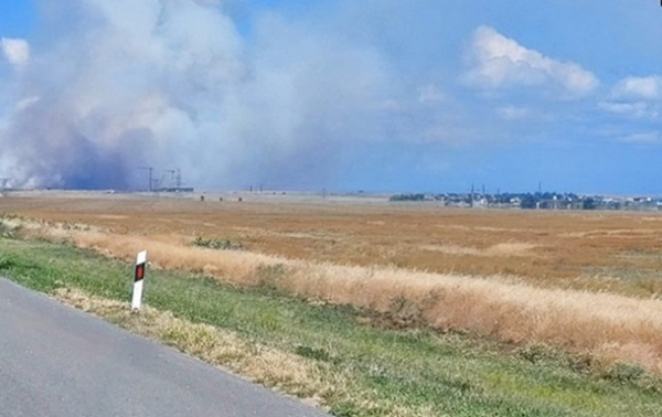 Площа пожежі на мисі Чауда в Криму за добу зросла в кілька разів - ЗМІ