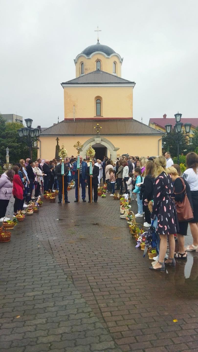 На зображенні може бути: 8 людей та весілля