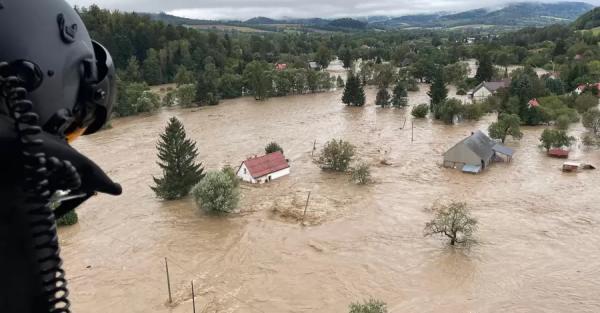 У Польщі розширили зону стихійного лиха - новації охопили нові регіони - Новини України