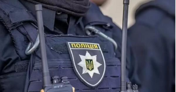 На Рівненщині водій прив'язав собаку до мотоцикла та протягнув його дорогою - Новини України