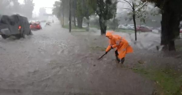 Зранку в Одесі випала майже півмісячна норма дощу - Новини України