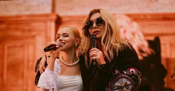 Ірина Білик переклала українською свій хіт "Девочка" і заспівала його у дуеті - Новини України