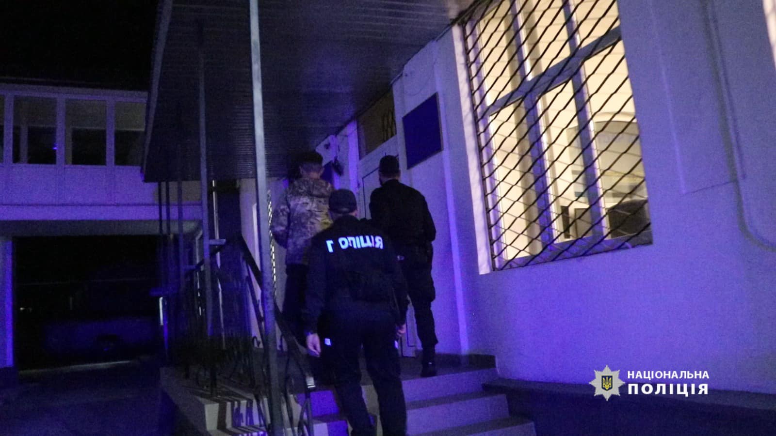Молодики, що побили військового у Франківську, отримали іспитовий строк на рік