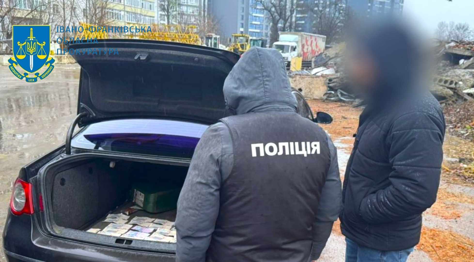 На Франківщині судитимуть експосадовця облавтодору за хабар і передачу спецтехніки